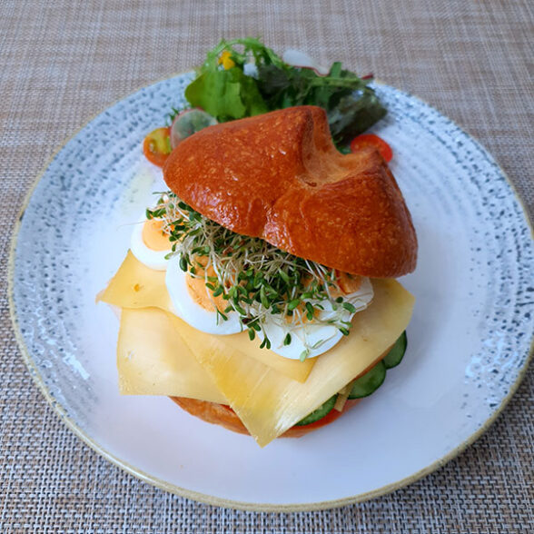 Healthy Dutch Sandwich